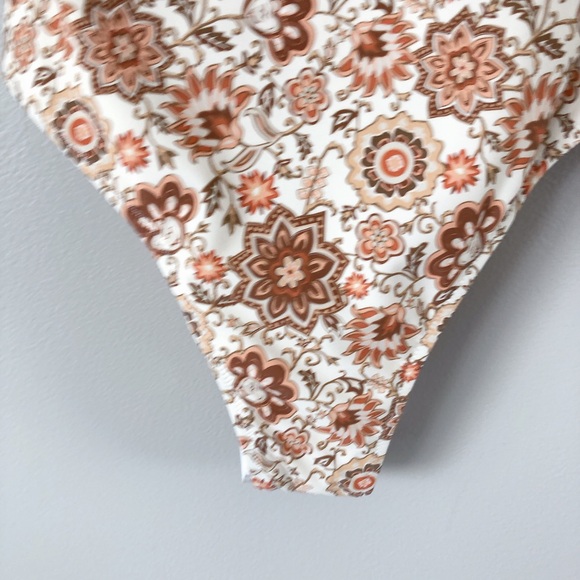 Rhythm one piece swim suit XL New with tags! Bathing suit swimsuit - Picture 6 of 10